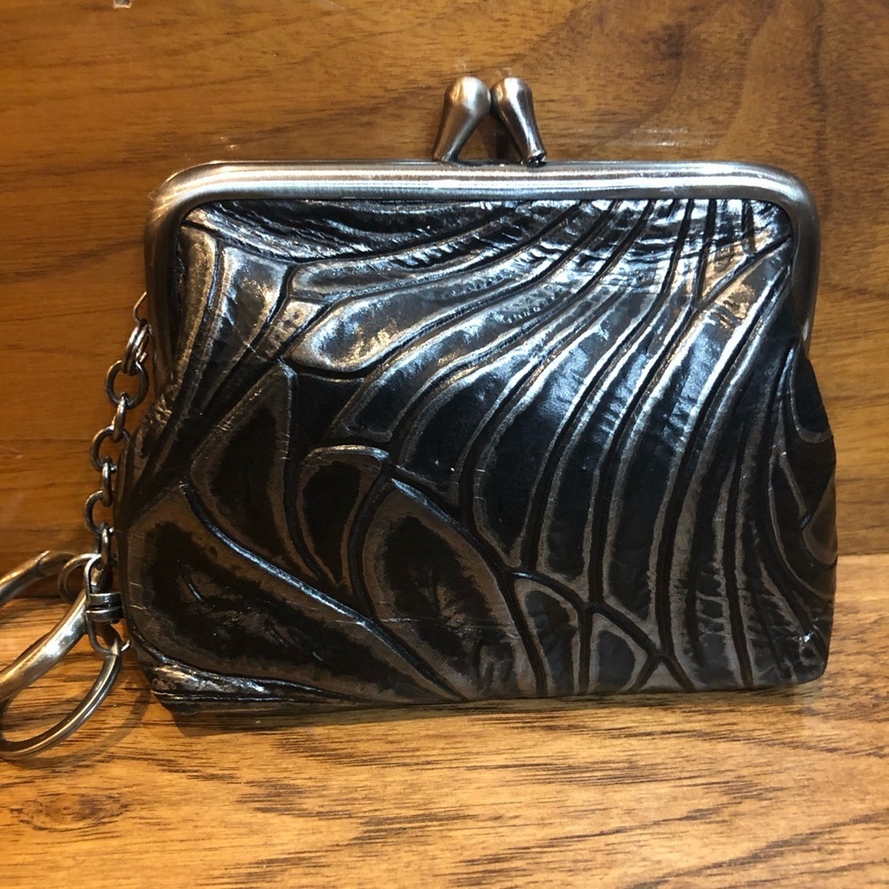 Small leather goods